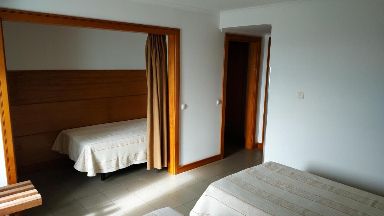 Hotel Comodoro Корву Номер фото