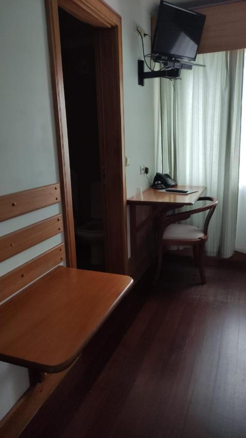 Hotel Comodoro Корву Экстерьер фото