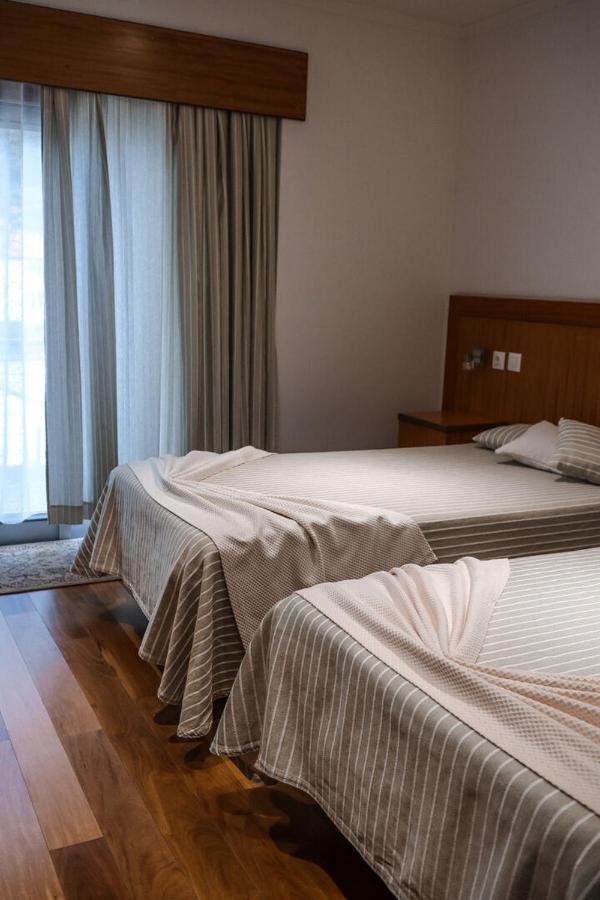 Hotel Comodoro Корву Экстерьер фото